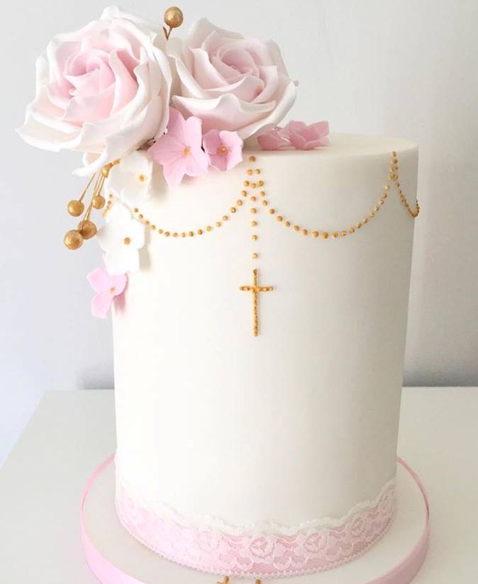Torta sa zlatnom krunicom i cvijećem , visoka (445) (25 porcija)