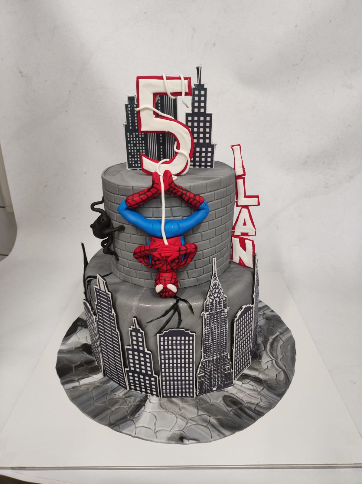 Spiderman torta (617) (30 porcija)