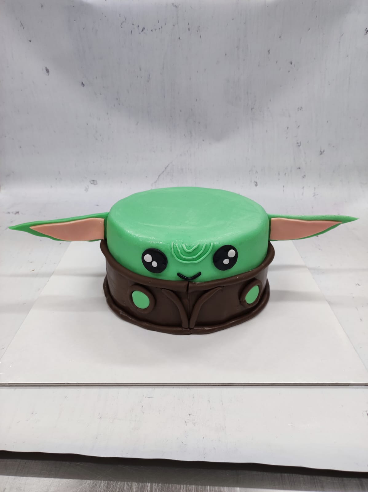 Torta Yoda Star Wars (631) (12 porcija)