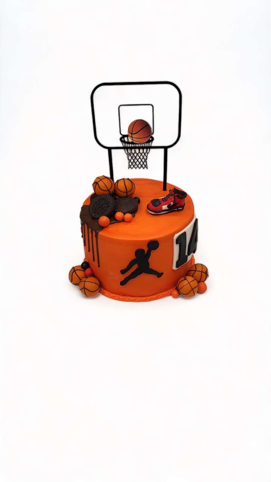 Basketball cake, Košarka torta 115 (12 porcija)