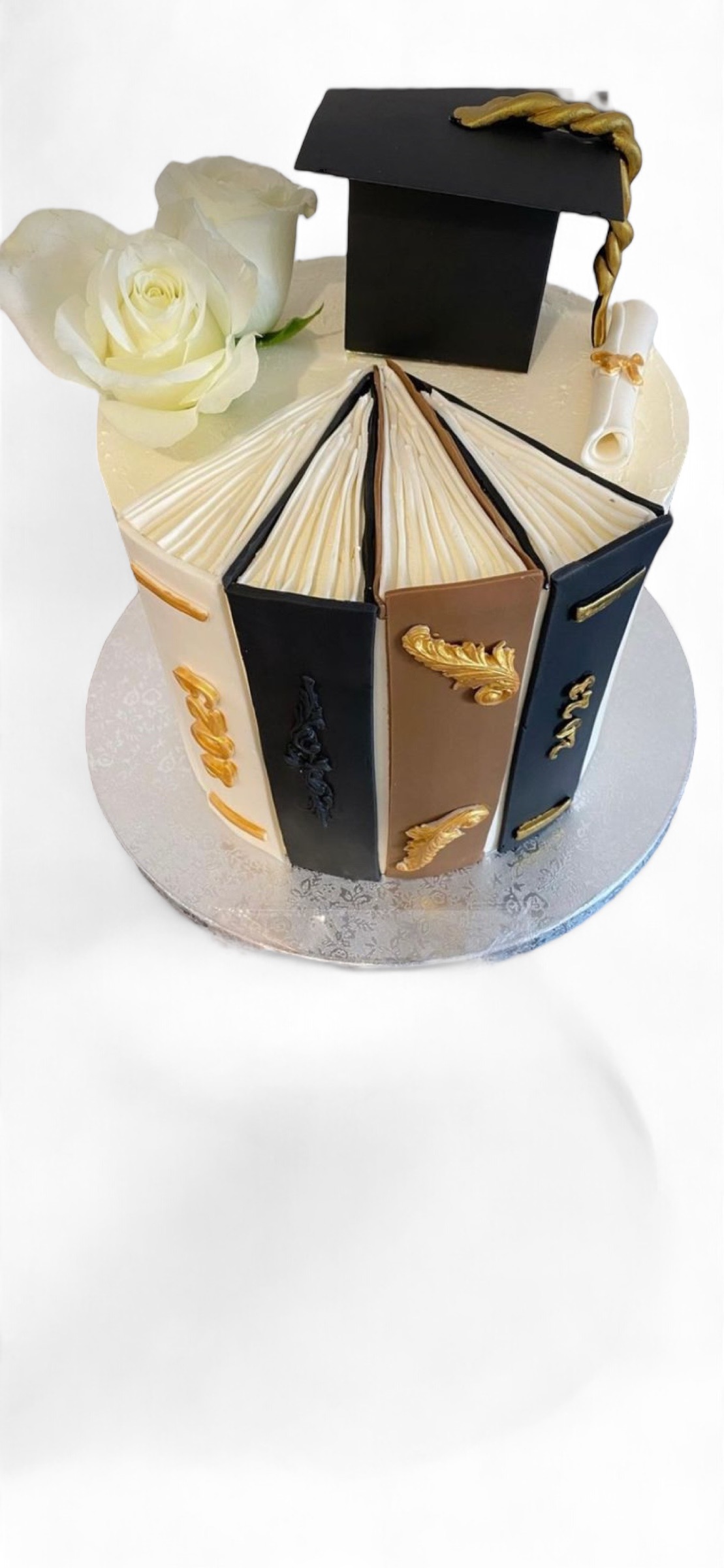 torta za diplomu knjige i diplomska kapa (208) (16 porcija)